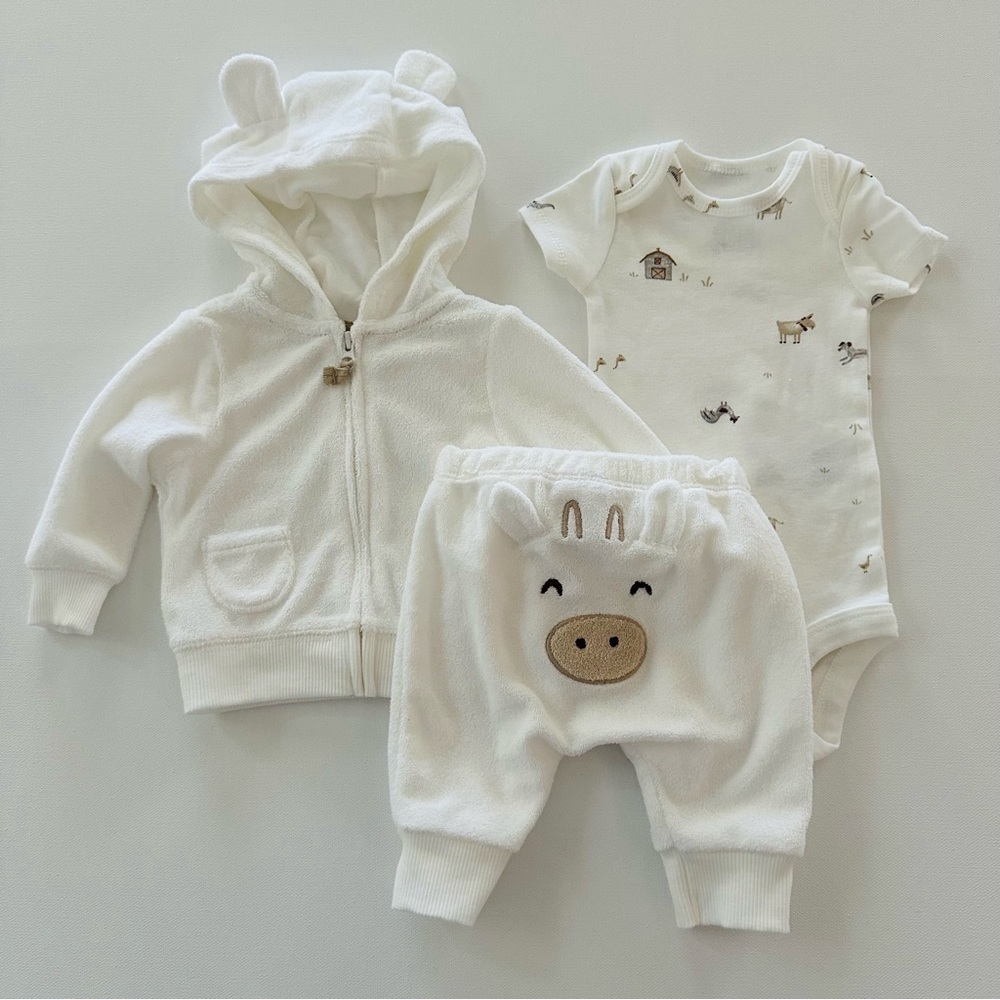 Carter’s Newborn Baby White Terry Zip Cardigan Bodysuit Pants Set Outfit